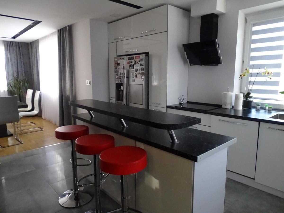 Villa Sanriver Přemyšl Exteriér fotografie
